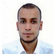 Titulaire d'un Master en économie, je donne des cours en économie et gestion